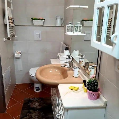 Shabby Chic Con Cucina E Giardino Privato * Pomarico