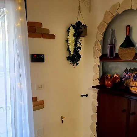 Shabby Chic Con Cucina E Giardino Privato Lägenhet *