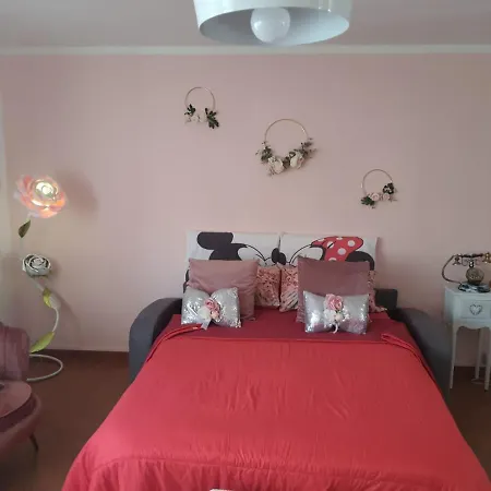 Lägenhet Shabby Chic Con Cucina E Giardino Privato