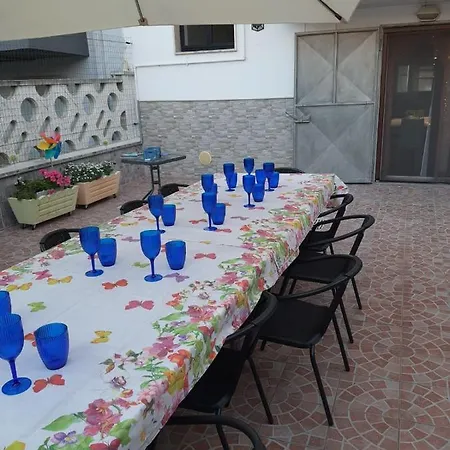 Shabby Chic Con Cucina E Giardino Privato