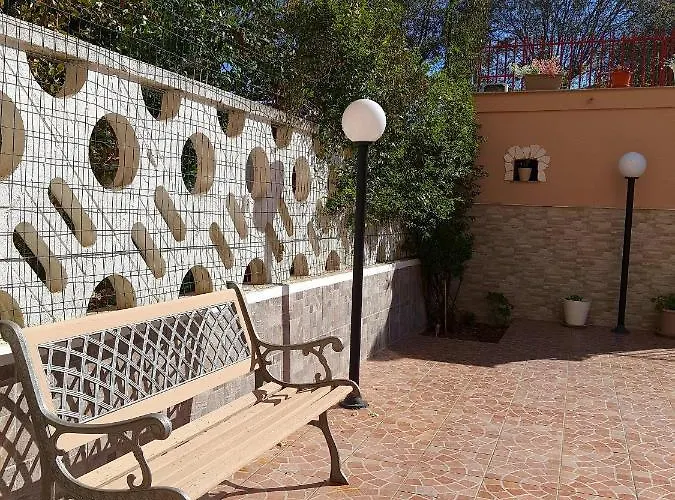 Appartement Shabby Chic Con Cucina E Giardino Privato