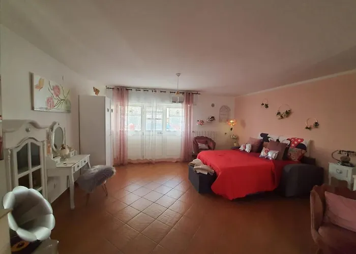 Appartement Shabby Chic Con Cucina E Giardino Privato *