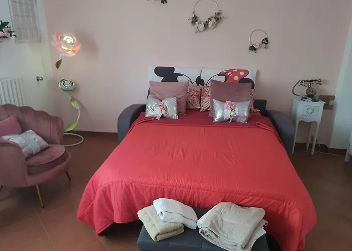 Shabby Chic Con Cucina E Giardino Privato Appartement