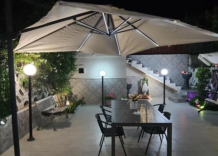 Apartmán Shabby Chic Con Cucina E Giardino Privato Pomarico